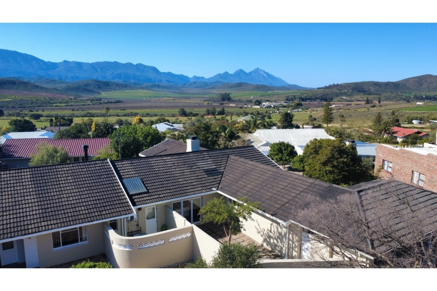 4 Bedroom Property for Sale in Bonnievale Western Cape